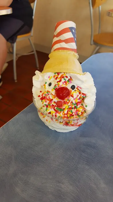 Dairy Belle Ice Cream Store - Schererville Picture 9