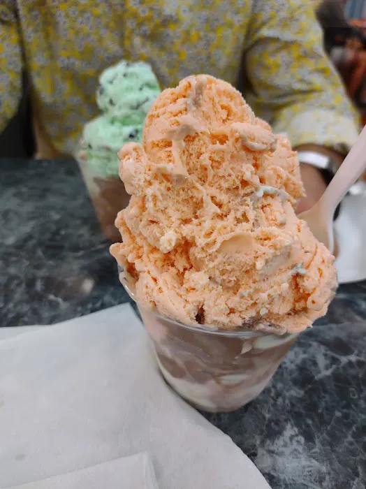 Homer's Restaurant & Ice Cream Picture 3