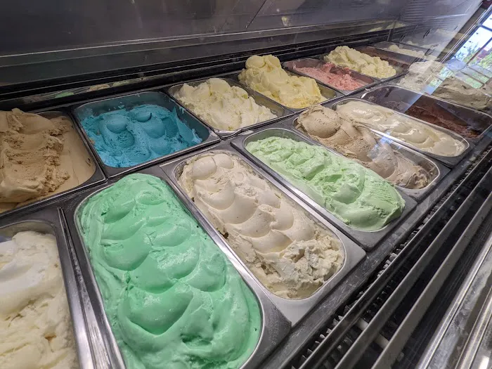 Cold Stone Creamery Picture 9
