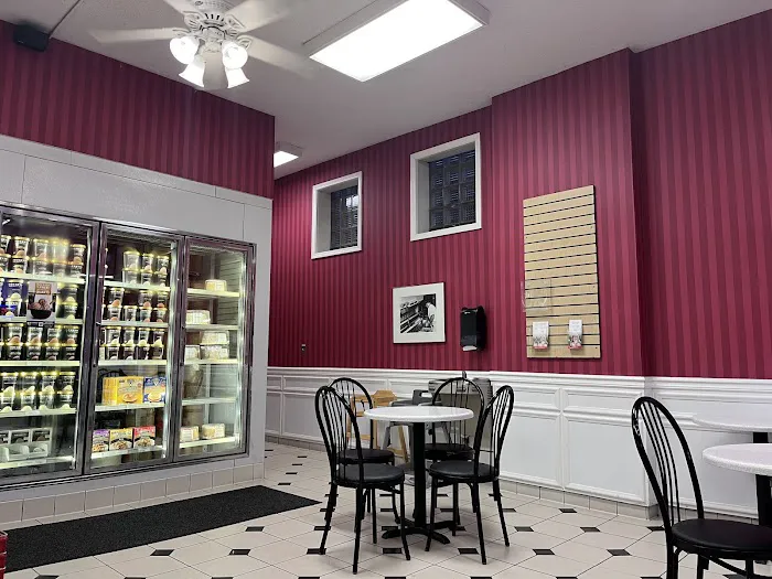 Oberweis Ice Cream and Dairy Store Picture 10