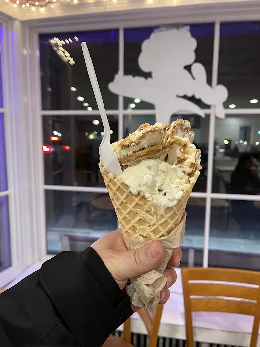 Every Day's A Sundae Picture 9