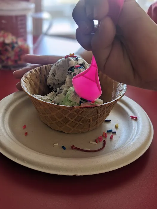 Brody's Candy Corner & Sundae Shop Picture 7