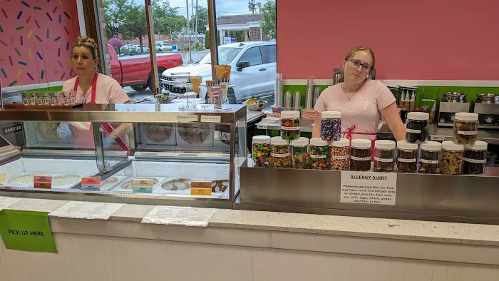The Ice Cream Shoppe Picture 6