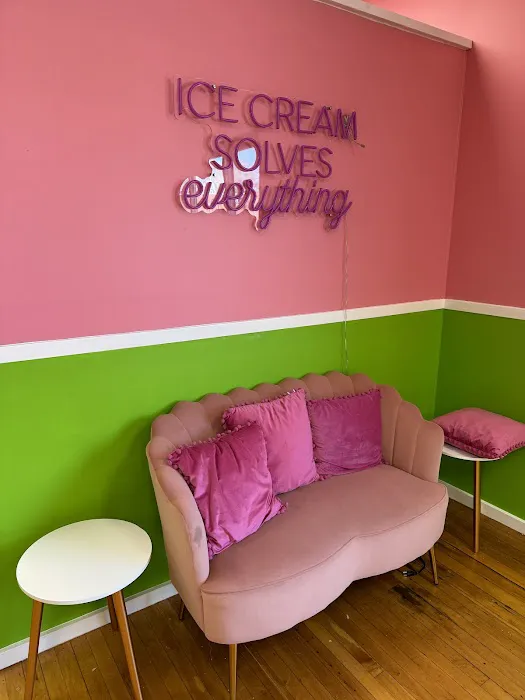 The Ice Cream Shoppe Picture 9