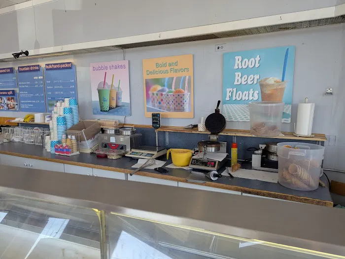 Village Creamery Picture 8