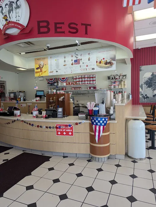 Oberweis Ice Cream and Dairy Store Picture 1