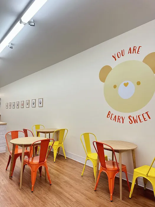 Beary Sweet ice cream shop Picture 1
