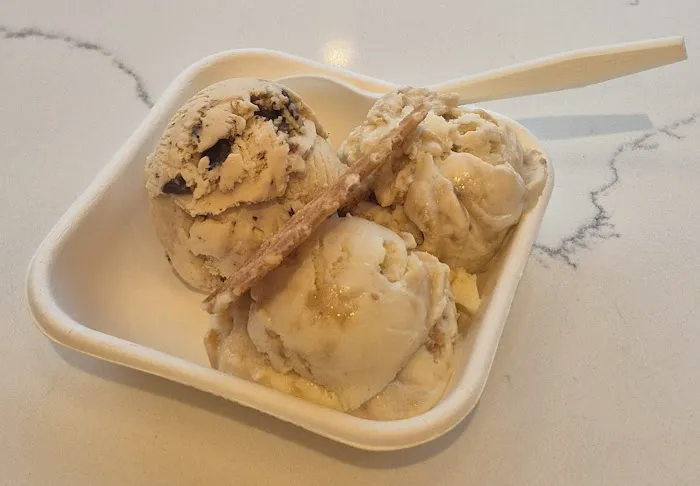 Jeni's Splendid Ice Creams Picture 3