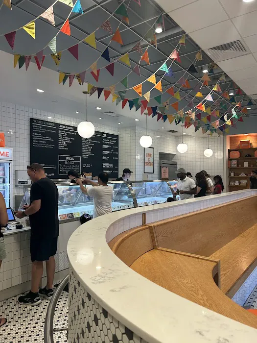 Jeni's Splendid Ice Creams Picture 7
