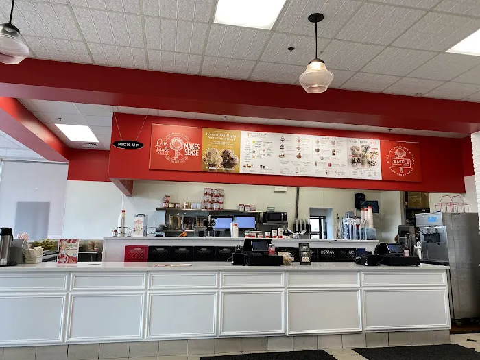 Oberweis Ice Cream and Dairy Store Picture 6