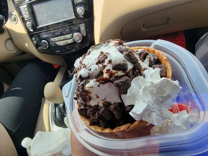 Dairy Queen Brazier Picture 5