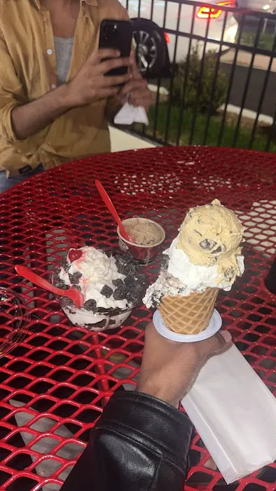 Bruster's Real Ice Cream Picture 6