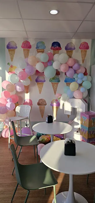 Jelly's Children's Boutique and Ice Cream Bar Picture 4