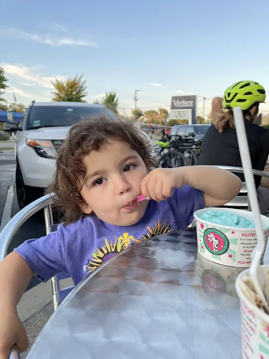 Jelly's Children's Boutique and Ice Cream Bar Picture 9