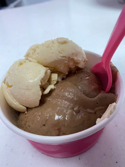 Kimmer's Ice Cream Picture 2