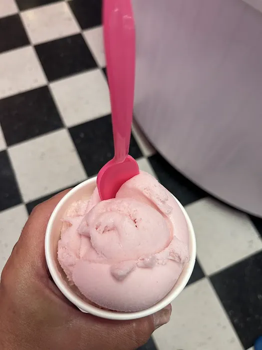 Kimmer's Ice Cream Picture 5