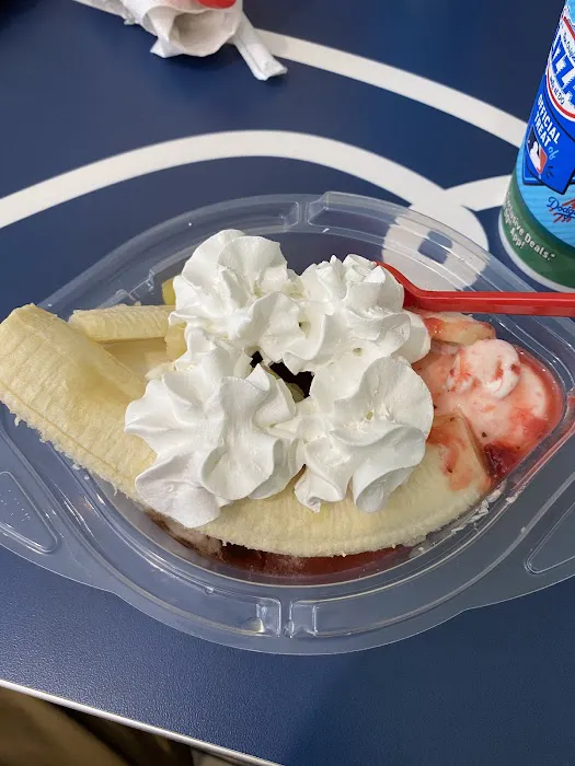 Dairy Queen (Treat) Picture 7