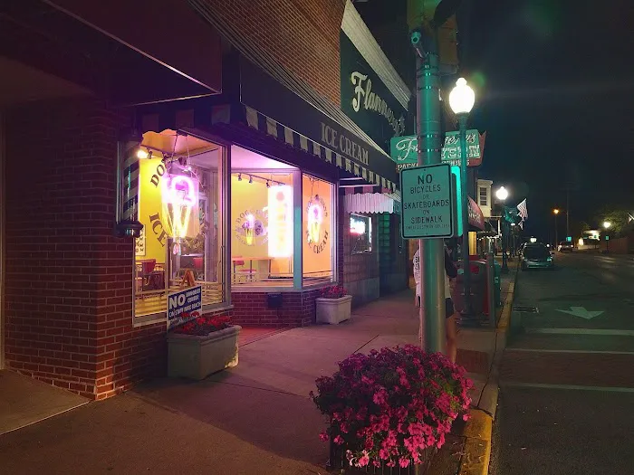 Dog Days Ice Cream Parlor Picture 6