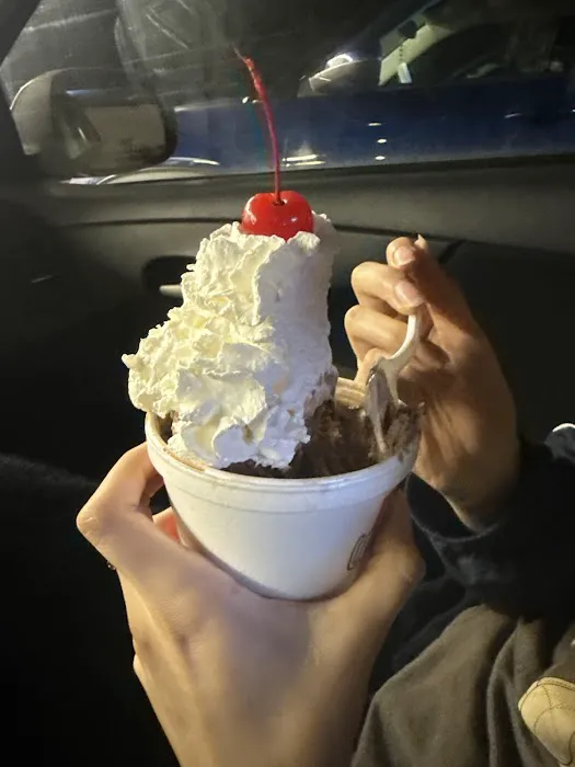 The Original Walt's Ice Cream Picture 2