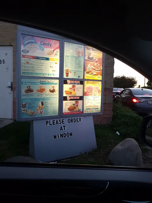 Dairy Queen (Treat) Picture 5