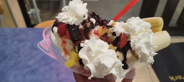 Dairy Queen (Treat) Picture 6