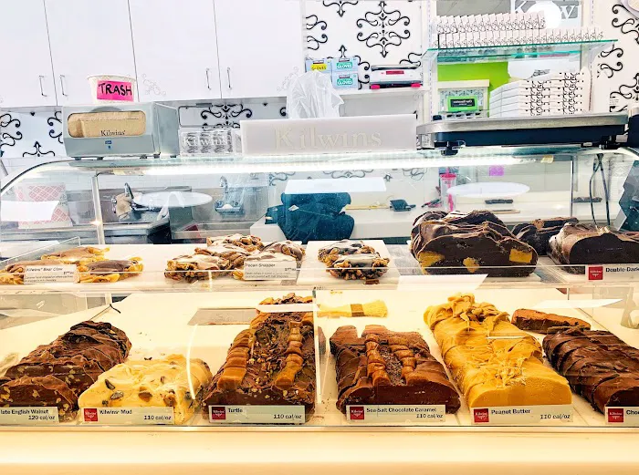 Kilwins Ice Cream - Chocolate - Fudge Picture 8