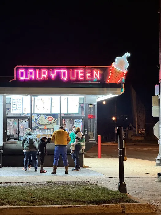 Dairy Queen Store Picture 1