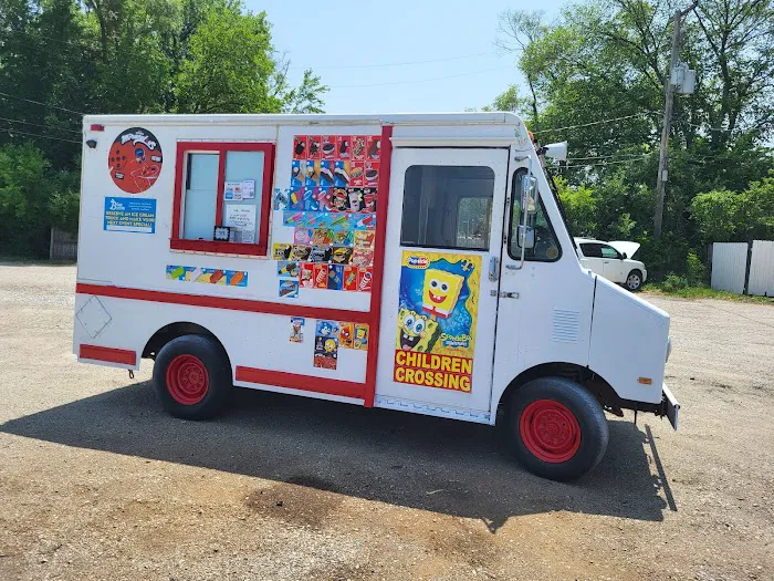 Elmhrst ice cream truck Picture 1