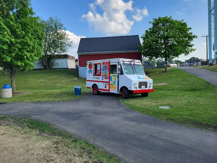 Elmhrst ice cream truck Picture 10
