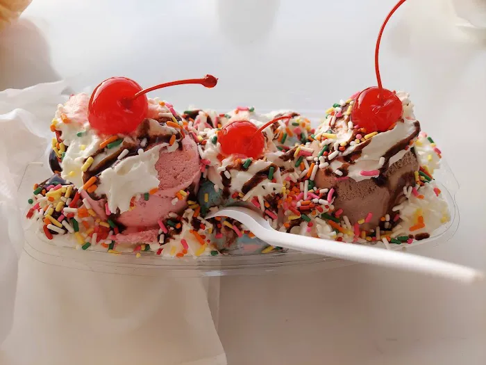 La Michoacana Deluxe Ice Cream Picture 9