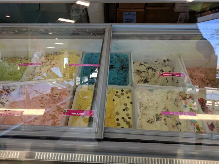La Michoacana Deluxe Ice Cream Picture 6