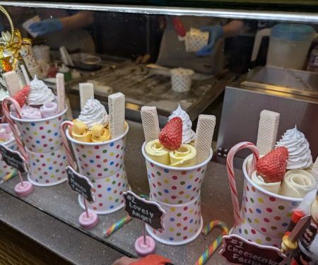 Moo's Rolled Ice Cream