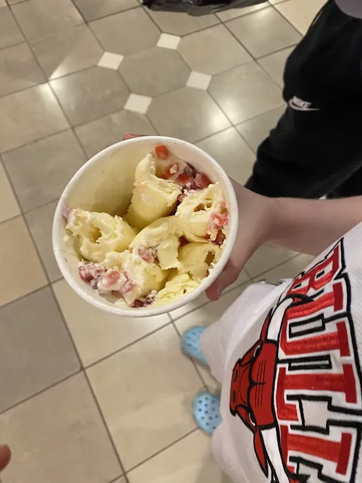 Moo's Rolled Ice Cream Picture 8