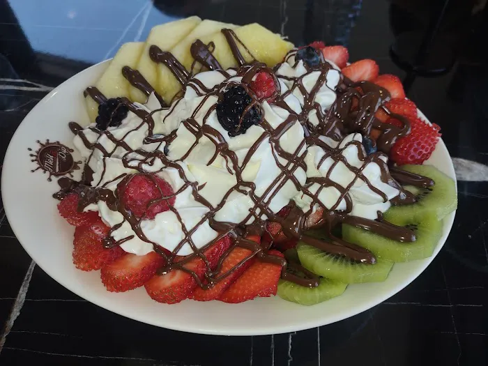 Melt n Dip - Gelato & Crepe Picture 2