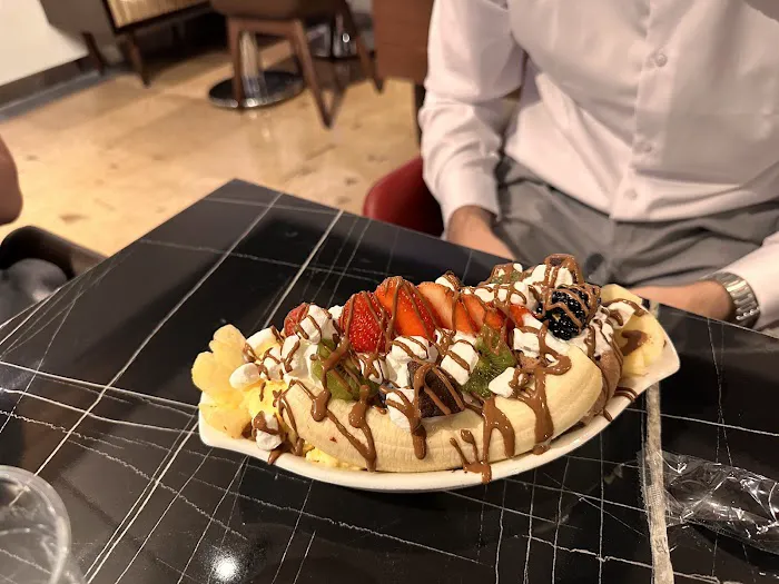 Melt n Dip - Gelato & Crepe Picture 6