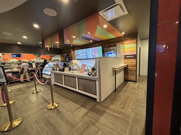 The Original Rainbow Cone - Mount Prospect Picture 5