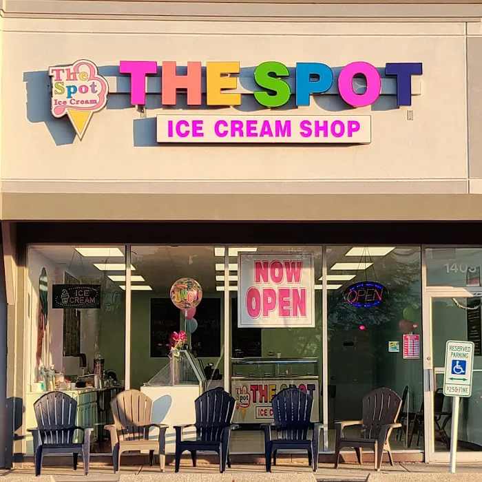 The spot ice cream shop Picture 3
