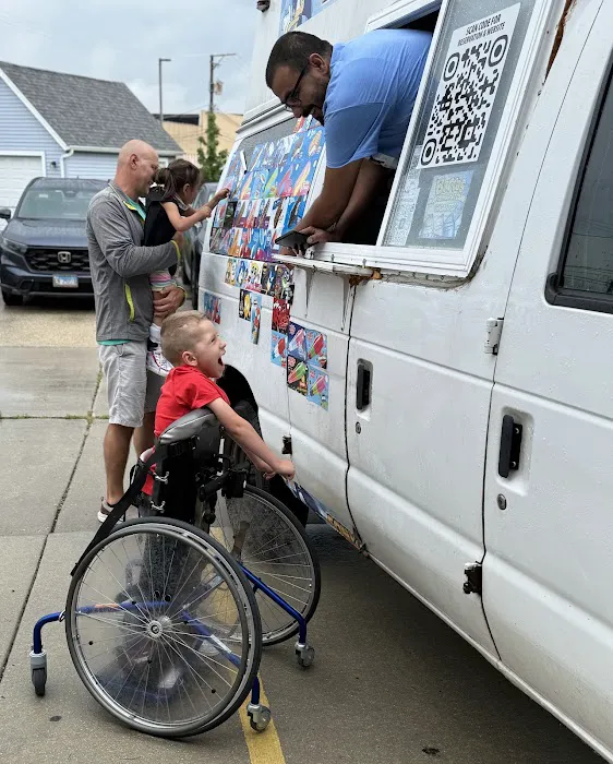 Wheaton ice cream truck Picture 6