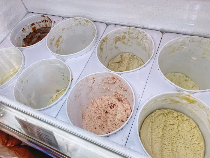 Kimmer's Ice Cream Picture 9