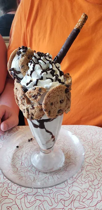 Bubbles Ice Cream Parlor Picture 9