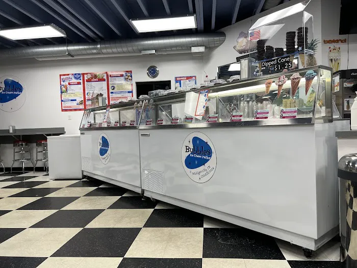 Bubbles Ice Cream Parlor Picture 2