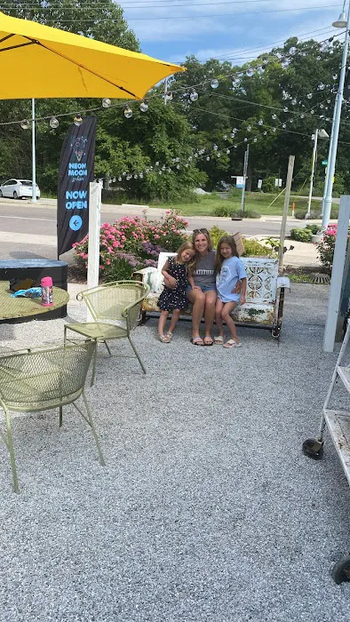 Neon Moon Gelato Picture 1