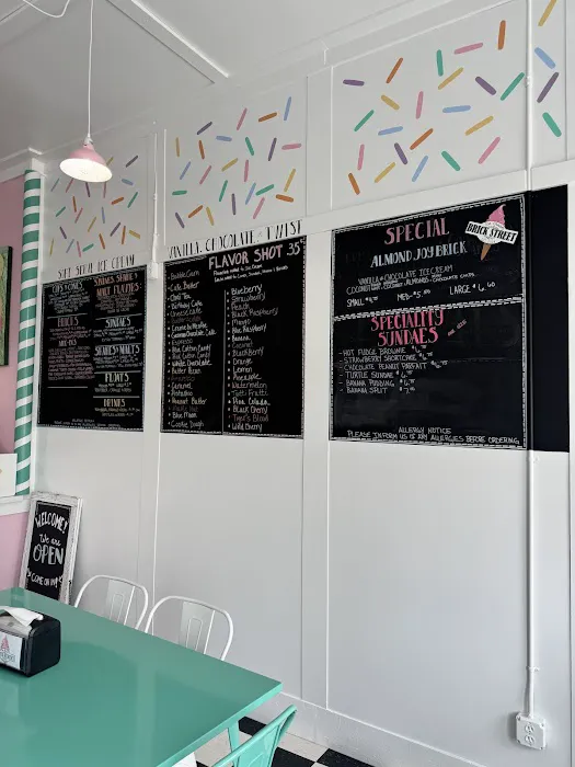 Brick Street Ice Cream Picture 2