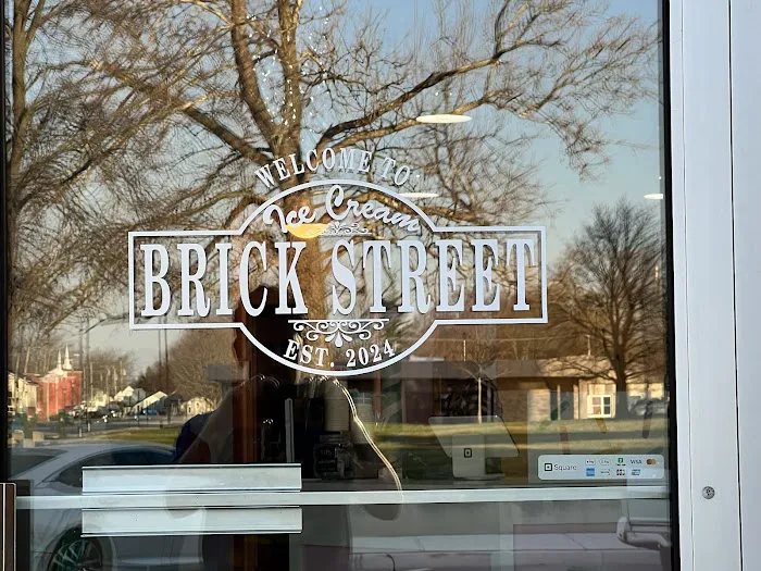 Brick Street Ice Cream Picture 4
