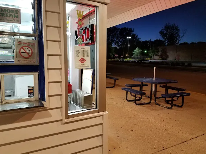 Dairy Queen Store - Treat Only Picture 9