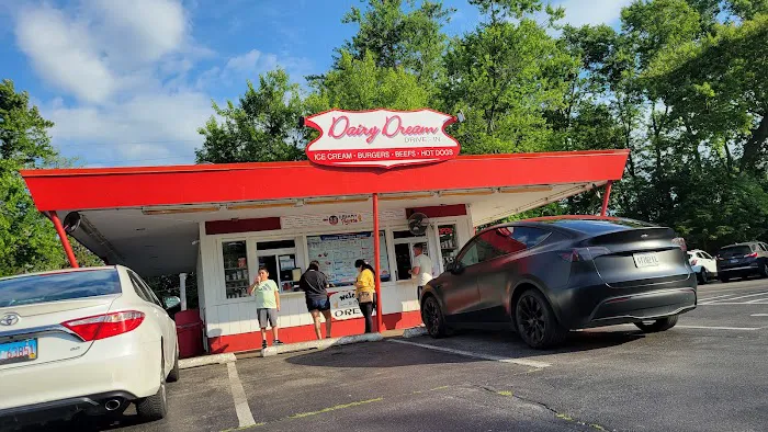 Dairy Dream Drive-In Picture 7
