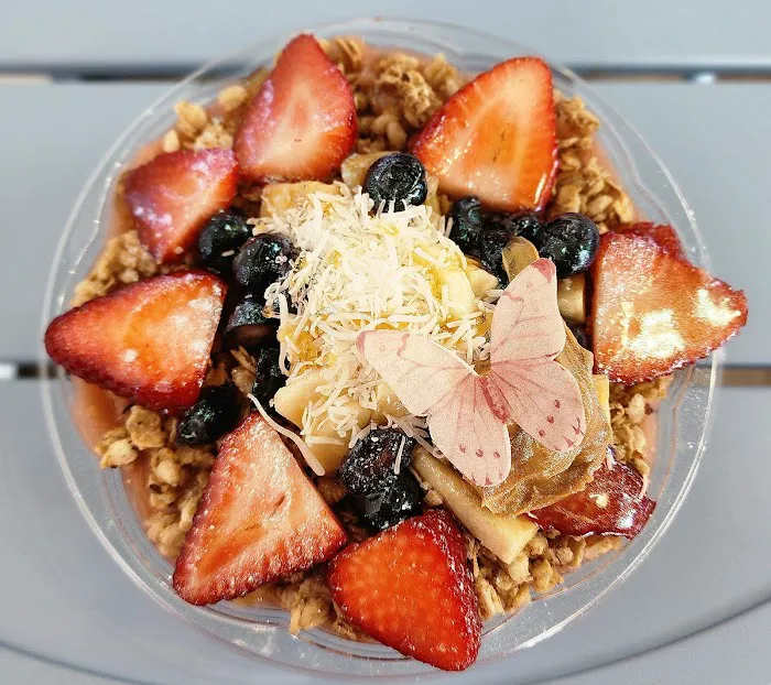 BLISS BERRY - All Natural Smoothies Acai Bowls Sea Moss Coffee Cafe Picture 4