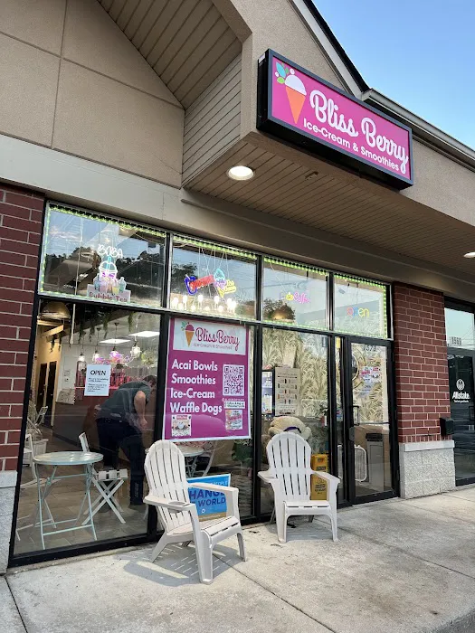 BLISS BERRY - All Natural Smoothies Acai Bowls Sea Moss Coffee Cafe Picture 7