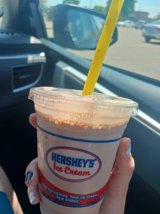 Y Not Ice Cream and Smoothies Picture 1