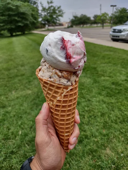 Y Not Ice Cream and Smoothies Picture 5